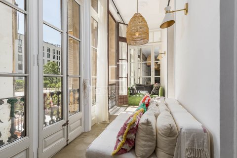 5 chambres apartment à vendre à Barcelona, Catalonia, Spain № 4477 - photo 18