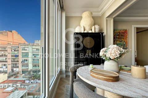 3 bedrooms apartment for sale in Barcelona, Catalonia, Spain № 5417 - photo 11