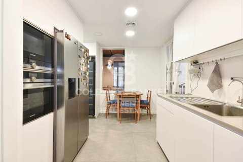 4 bedrooms apartment for sale in Barcelona, Catalonia, Spain № 5414 - photo 6