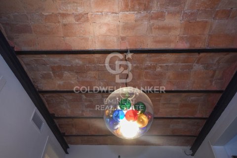 4 bedrooms apartment for sale in Barcelona, Catalonia, Spain № 5414 - photo 14