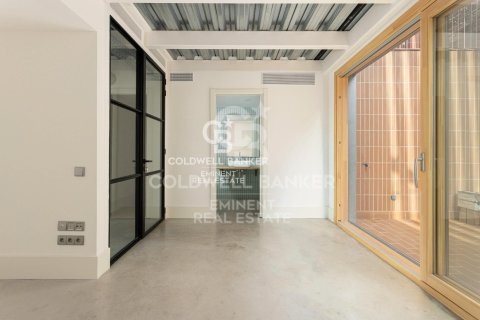 2 bedrooms duplex for sale in Barcelona, Catalonia, Spain № 5477 - photo 13