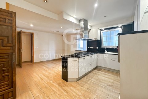 7 bedrooms penthouse for sale in Barcelona, Catalonia, Spain № 5825 - photo 12