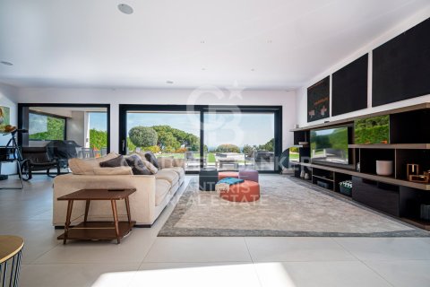 Сasa de 3 dormitorios en venta en Sant Andreu de Llavaneres, Barcelona, Cataluña, Spain № 5820 - foto 9