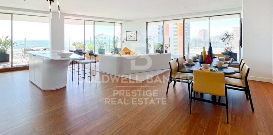 Apartamento de 3 dormitorios en venta en Barcelona, Cataluña, Spain № 5822