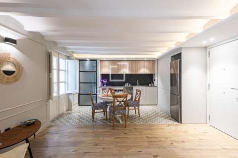 2 chambres apartment à vendre à Barcelona, Catalonia, Spain № 3992 - photo 4