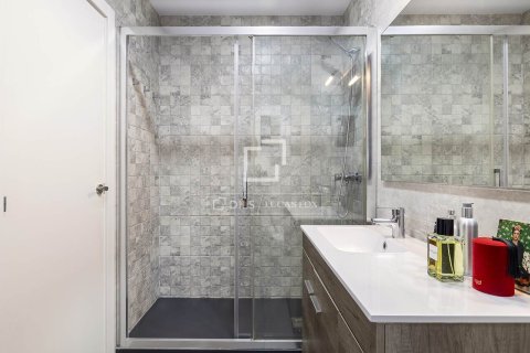 2 chambres apartment à vendre à Barcelona, Catalonia, Spain № 3994 - photo 12