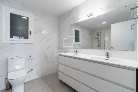 3 bedrooms apartment for sale in Barcelona, Catalonia, Spain № 6444 - photo 6