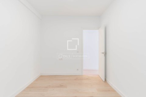 3 bedrooms apartment for sale in Barcelona, Catalonia, Spain № 6444 - photo 21