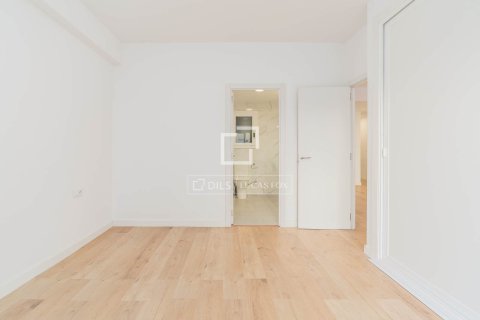 3 bedrooms apartment for sale in Barcelona, Catalonia, Spain № 6444 - photo 18