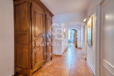 Villa de 5 dormitorios en venta en Peralada, Gerona, Cataluña, Spain № 6013 - foto 15