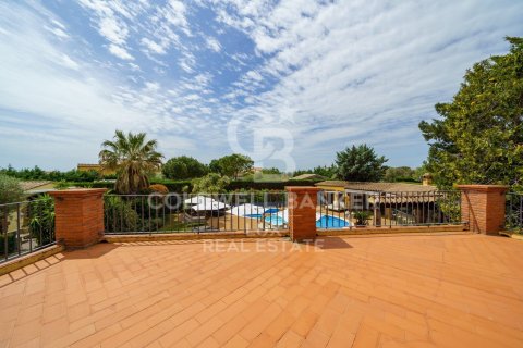 Villa de 5 dormitorios en venta en Peralada, Gerona, Cataluña, Spain № 6013 - foto 26