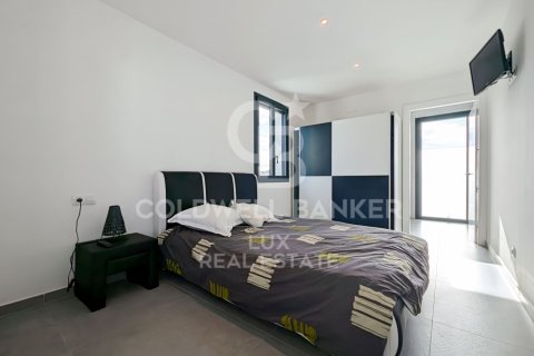 5 bedrooms villa for sale in Empuriabrava, Girona, Catalonia, Spain № 6014 - photo 13