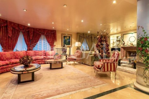 Купить виллу в Андорра, Испания с 5 спален, 1000м², № 6017 - фото 6