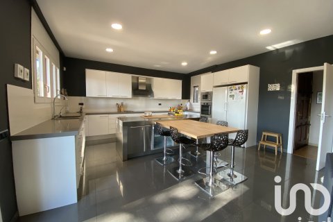 6 bedrooms apartment for sale in Sant Cugat Del Valles, Barcelona, Catalonia, Spain № 4895 - photo 21