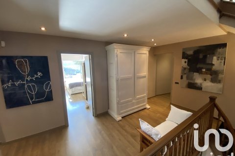 6 bedrooms apartment for sale in Sant Cugat Del Valles, Barcelona, Catalonia, Spain № 4895 - photo 24