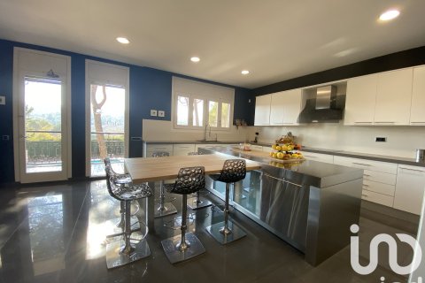 6 bedrooms apartment for sale in Sant Cugat Del Valles, Barcelona, Catalonia, Spain № 4895 - photo 23