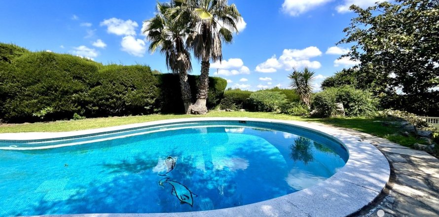 5 bedrooms house for sale in Corbera de Llobregat, Barcelona, Catalonia, Spain № 4898