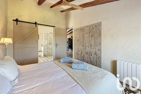 4 bedrooms villa for sale in Sant Jaume dels Domenys, Tarragona, Catalonia, Spain № 4897 - photo 25