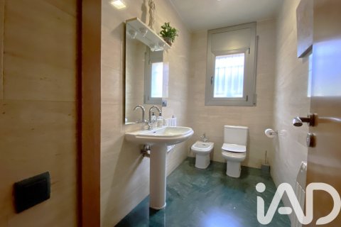 Купить дом в Аргентона, Испания с 4 спальни, 580м², № 7527 - фото 9