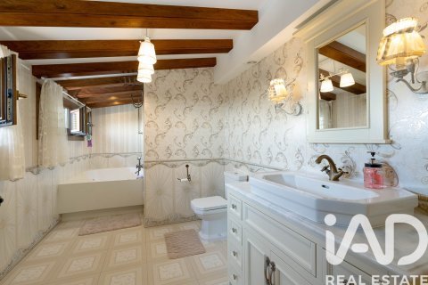 5 bedrooms house for sale in Sant Andreu de Llavaneres, Barcelona, Catalonia, Spain № 7529 - photo 21