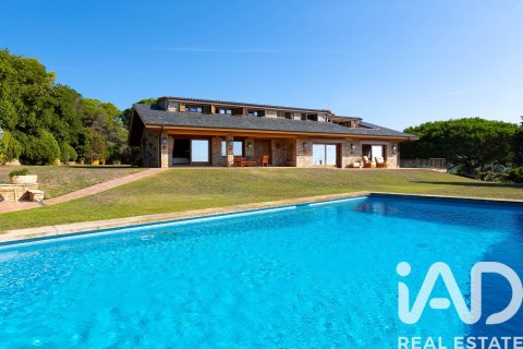 5 bedrooms house for sale in Sant Andreu de Llavaneres, Barcelona, Catalonia, Spain № 7529 - photo 4