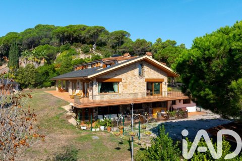 5 bedrooms house for sale in Sant Andreu de Llavaneres, Barcelona, Catalonia, Spain № 7529 - photo 5
