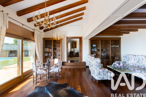 5 bedrooms house for sale in Sant Andreu de Llavaneres, Barcelona, Catalonia, Spain № 7529 - photo 7
