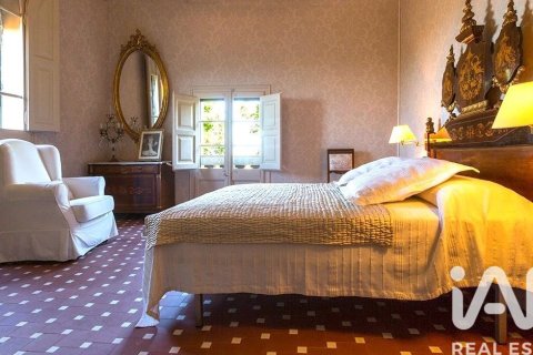 10 bedrooms house for sale in Reus, Tarragona, Catalonia, Spain № 7530 - photo 11