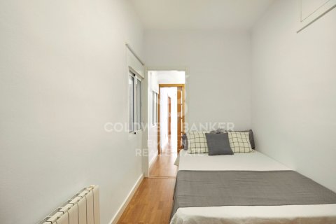 Купить квартиру в Барселона, Испания с 4 спальни, 90м², № 7762 - фото 9