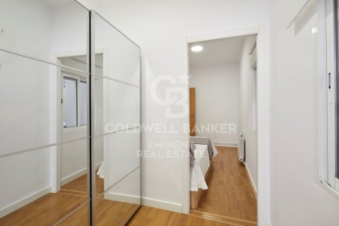 Купить квартиру в Барселона, Испания с 4 спальни, 90м², № 7762 - фото 7