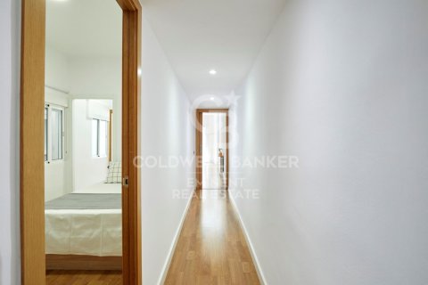 Купить квартиру в Барселона, Испания с 4 спальни, 90м², № 7762 - фото 12