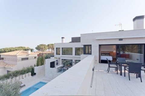 5 chambres apartment à vendre à Sant Andreu de Llavaneres, Barcelona, Catalonia, Spain № 3585 - photo 23