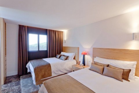 5 chambres apartment à vendre à Sant Andreu de Llavaneres, Barcelona, Catalonia, Spain № 3585 - photo 11