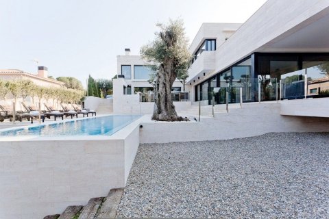 5 chambres apartment à vendre à Sant Andreu de Llavaneres, Barcelona, Catalonia, Spain № 3585 - photo 22