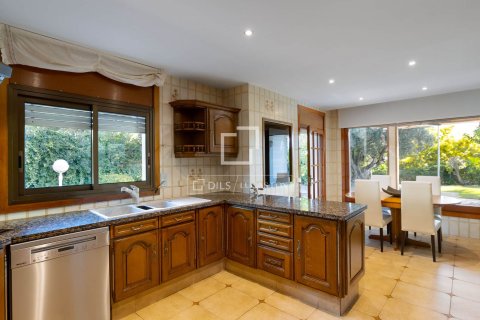 5 bedrooms villa for sale in Alella, Barcelona, Catalonia, Spain № 6421 - photo 16