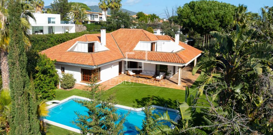 5 bedrooms villa for sale in Alella, Barcelona, Catalonia, Spain № 6421