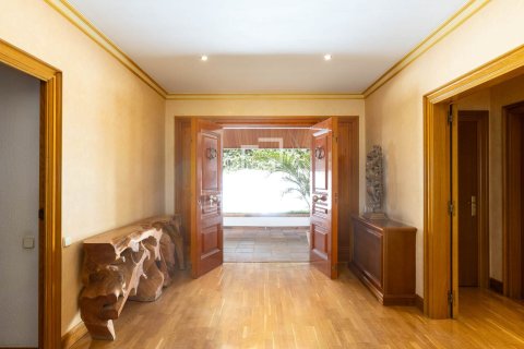 5 bedrooms villa for sale in Alella, Barcelona, Catalonia, Spain № 6421 - photo 10