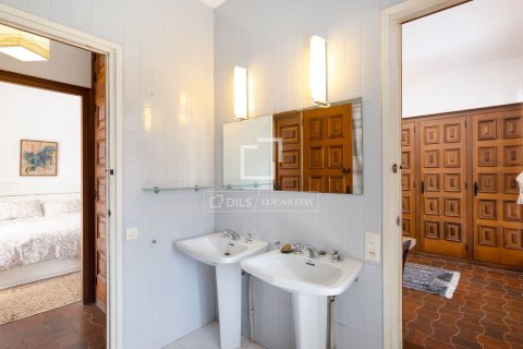 7 bedrooms villa for sale in Arenys de Mar, Barcelona, Catalonia, Spain № 6419 - photo 19