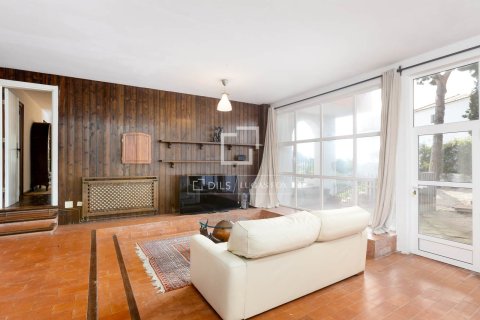 7 bedrooms villa for sale in Arenys de Mar, Barcelona, Catalonia, Spain № 6419 - photo 22