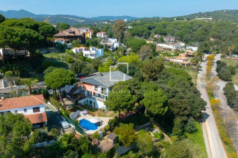 7 bedrooms villa for sale in Arenys de Mar, Barcelona, Catalonia, Spain № 6419 - photo 24