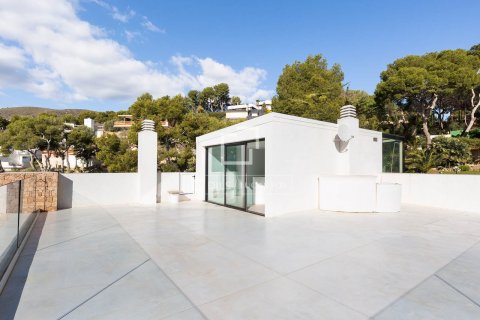 Купить виллу в Кастельдефельс, Испания с 6 спален, 740м², № 6420 - фото 12