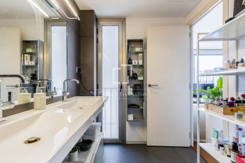 2 bedrooms penthouse for sale in Barcelona, Catalonia, Spain № 6417 - photo 14