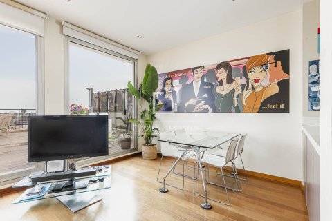 2 bedrooms penthouse for sale in Barcelona, Catalonia, Spain № 6417 - photo 6