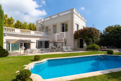 6 bedrooms villa for sale in El Masnou, Barcelona, Catalonia, Spain № 6422 - photo 7