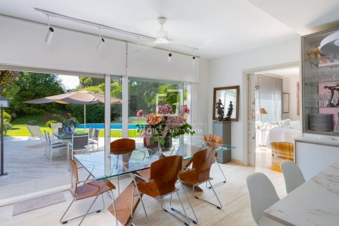 6 bedrooms villa for sale in El Masnou, Barcelona, Catalonia, Spain № 6422 - photo 24