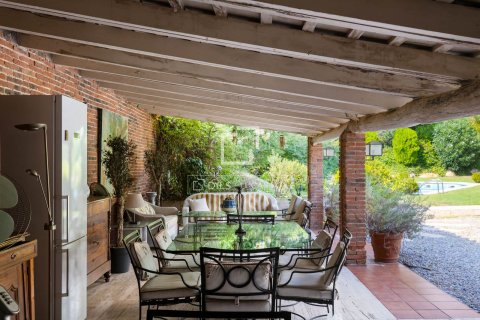 6 bedrooms villa for sale in El Masnou, Barcelona, Catalonia, Spain № 6422 - photo 18