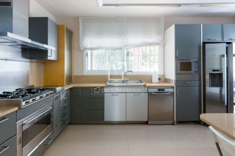 6 bedrooms villa for sale in El Masnou, Barcelona, Catalonia, Spain № 6422 - photo 15