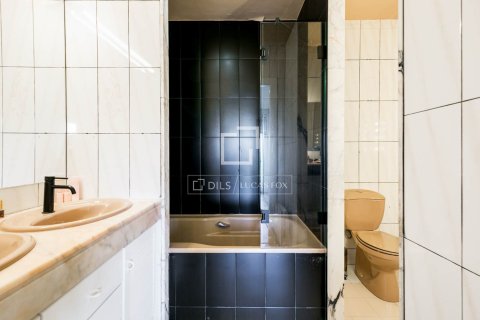 4 bedrooms villa for sale in Sant Cugat Del Valles, Barcelona, Catalonia, Spain № 6418 - photo 19