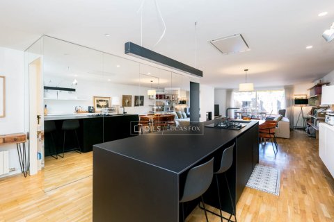 4 bedrooms villa for sale in Sant Cugat Del Valles, Barcelona, Catalonia, Spain № 6418 - photo 3