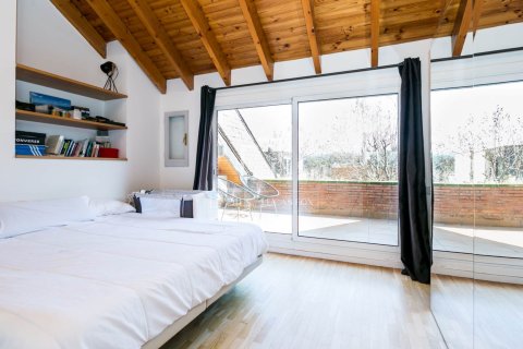 4 bedrooms villa for sale in Sant Cugat Del Valles, Barcelona, Catalonia, Spain № 6418 - photo 24